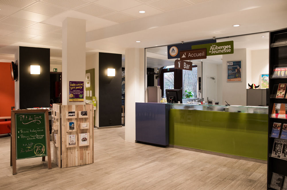 Hi Generation Europe Hostel Sint-Jans-Molenbeek Exterior photo