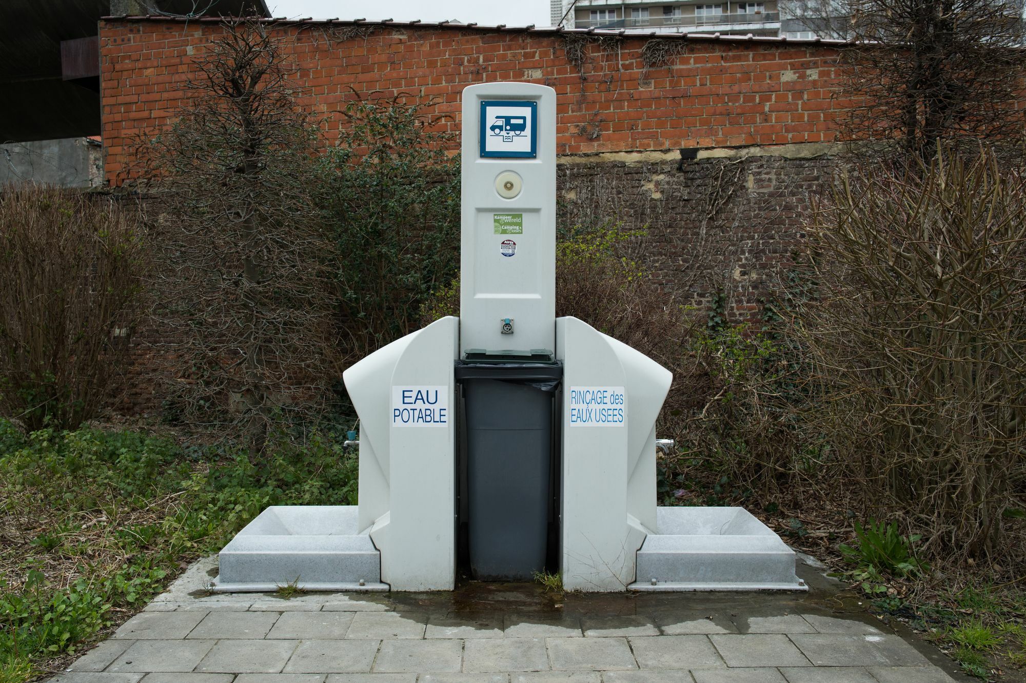 Hi Generation Europe Hostel Sint-Jans-Molenbeek Exterior photo